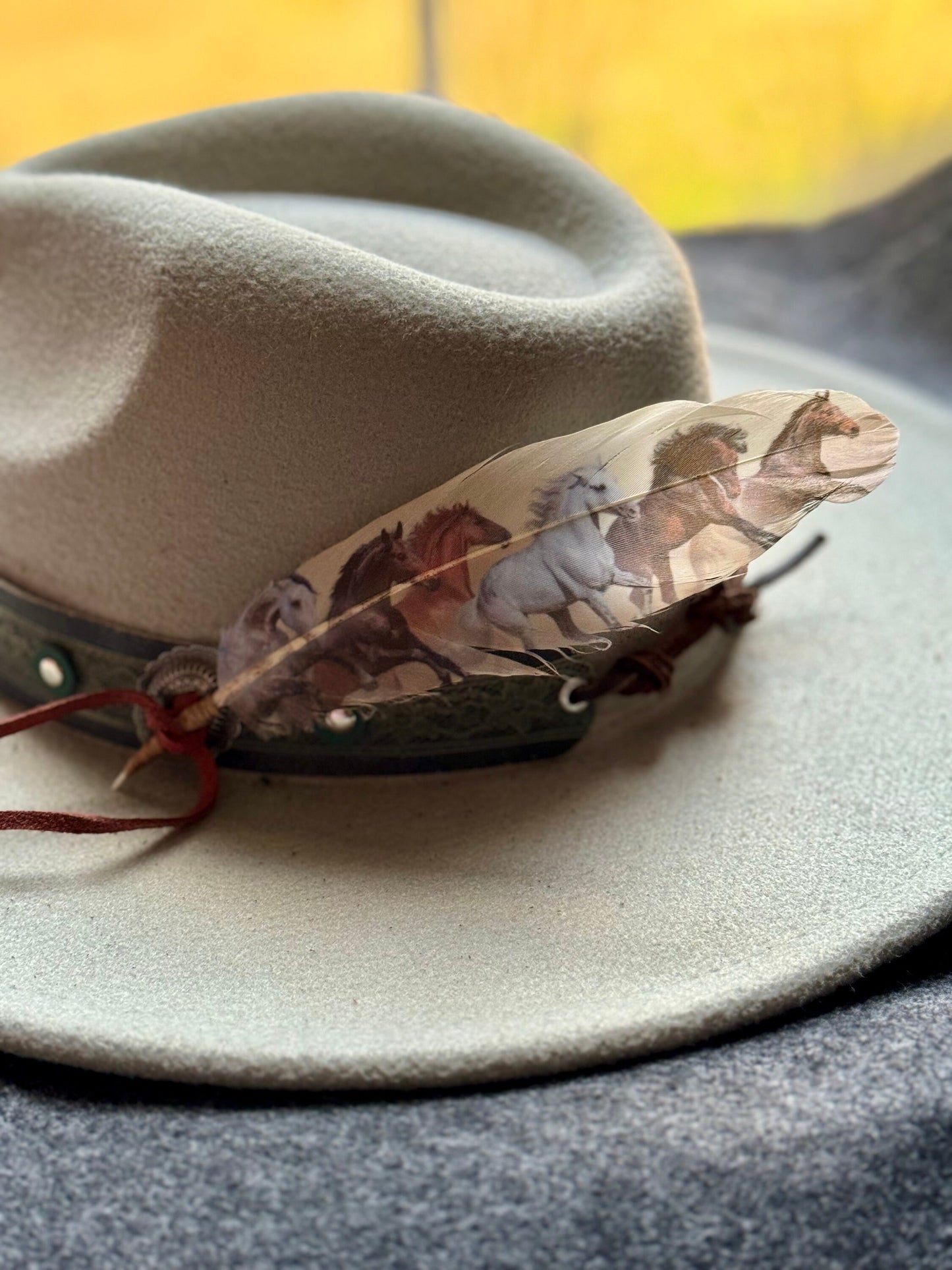 Cream Wild Horses Hat Feather