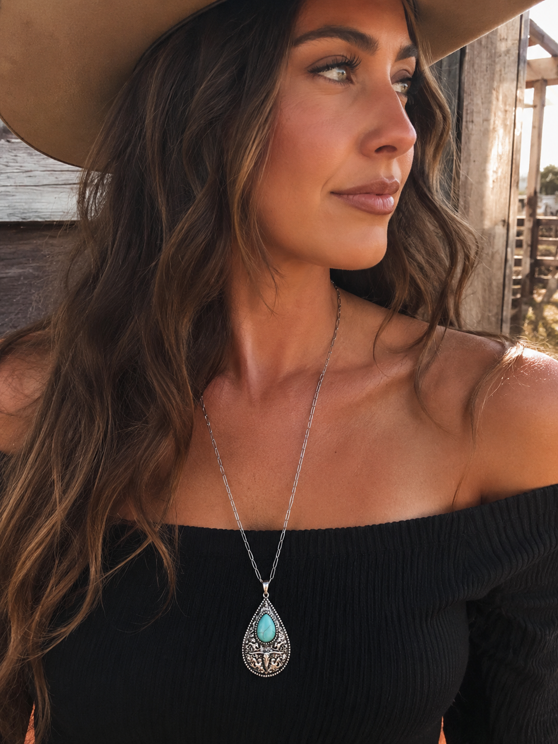 Turquoise Teardrop Western Longhorn Pendant Necklace